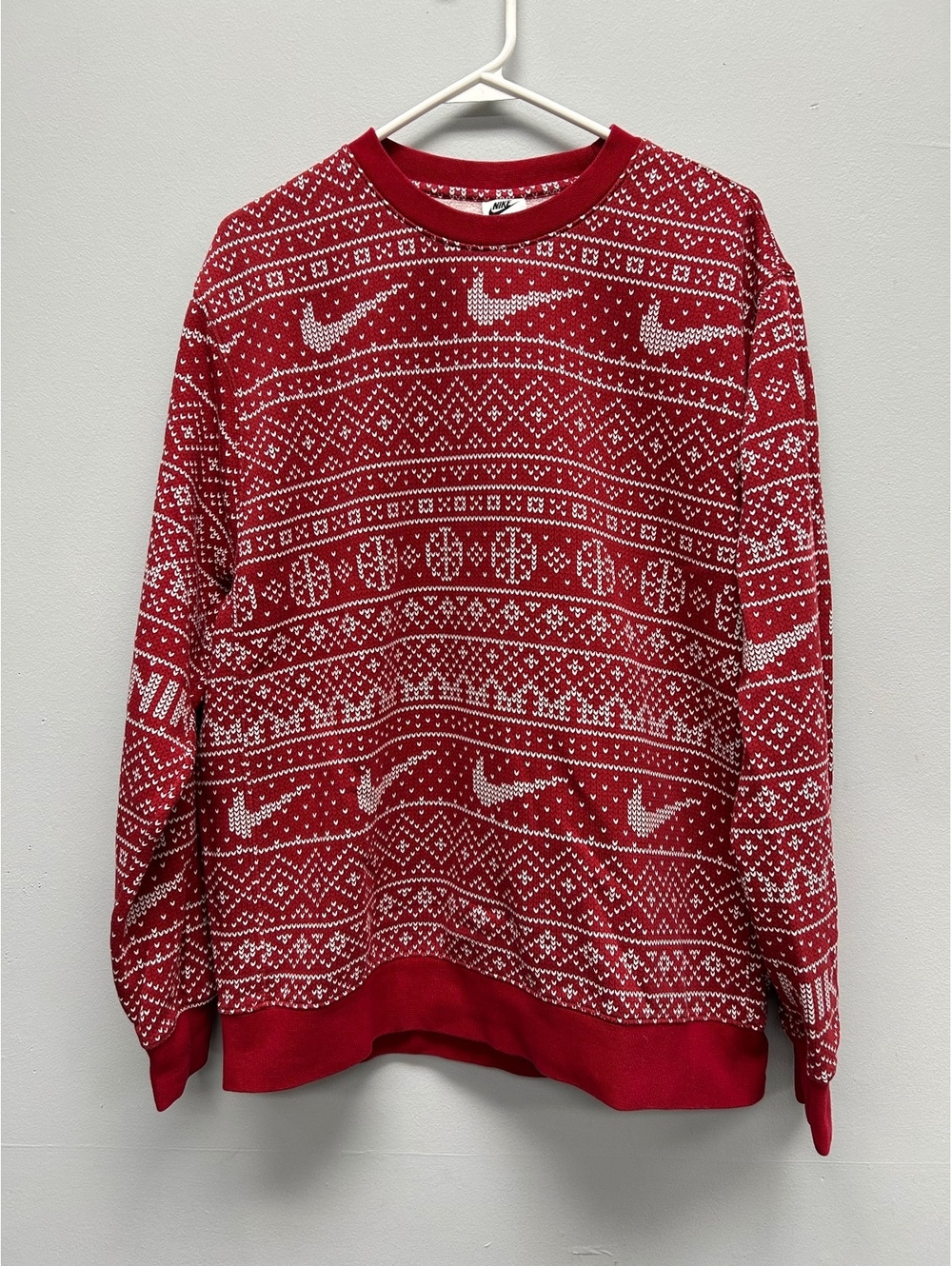Nike Red and White Patterned Crewneck Sweatshirt